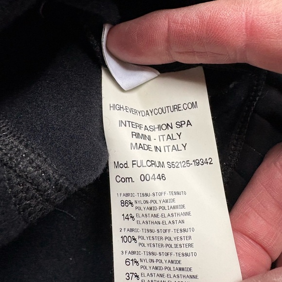 Chic High By Claire Campbell Black and Gray Long Sleeve Top - Picture 7 of 10